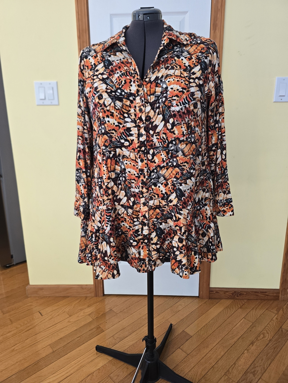 For The Republic Orange & Black Abstract Butterfly Button-Front Blouse